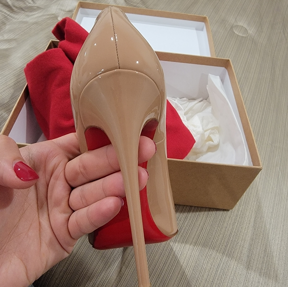 Louboutin So Kate 120 Patent Nude heels - Picture 11 of 12